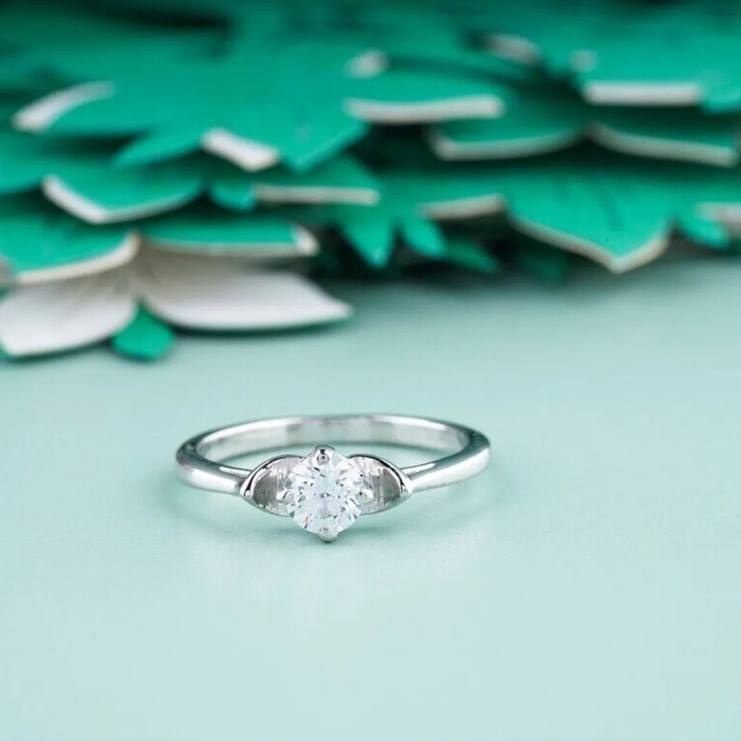 /public/photos/live/Elegantly Round Moissanite Delicate Wedding Ring  720 (2).webp